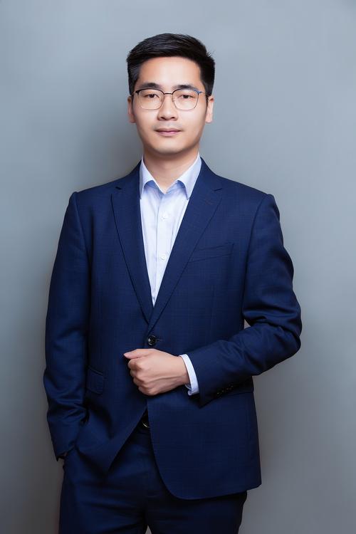 陈蕴艺 客户策略总监